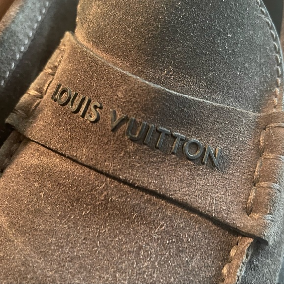 LOUIS VUITTON BROWN LOAFERS - Picture 5 of 9